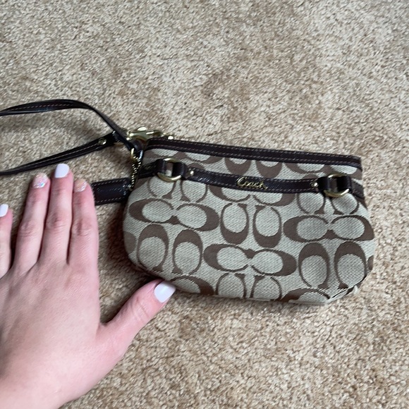 Coach Wristlet - Picture 4 of 4